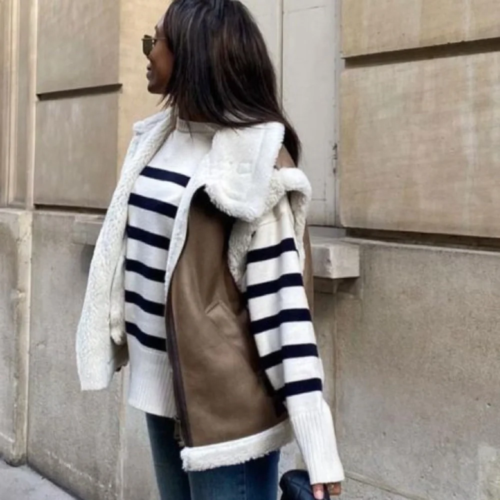 Women's fleece trim Cream and Brown Jacket sleeveless coat